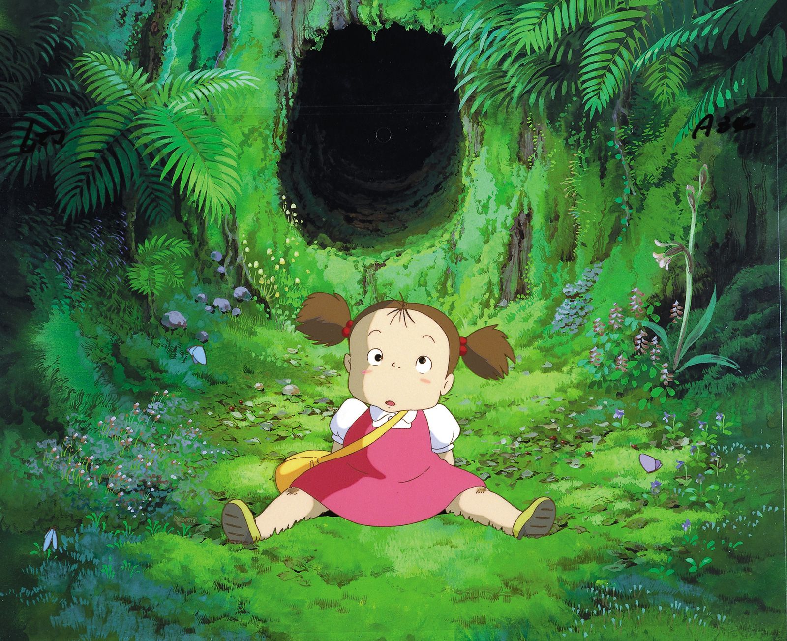 Mei tombe dans le repère de Totoro